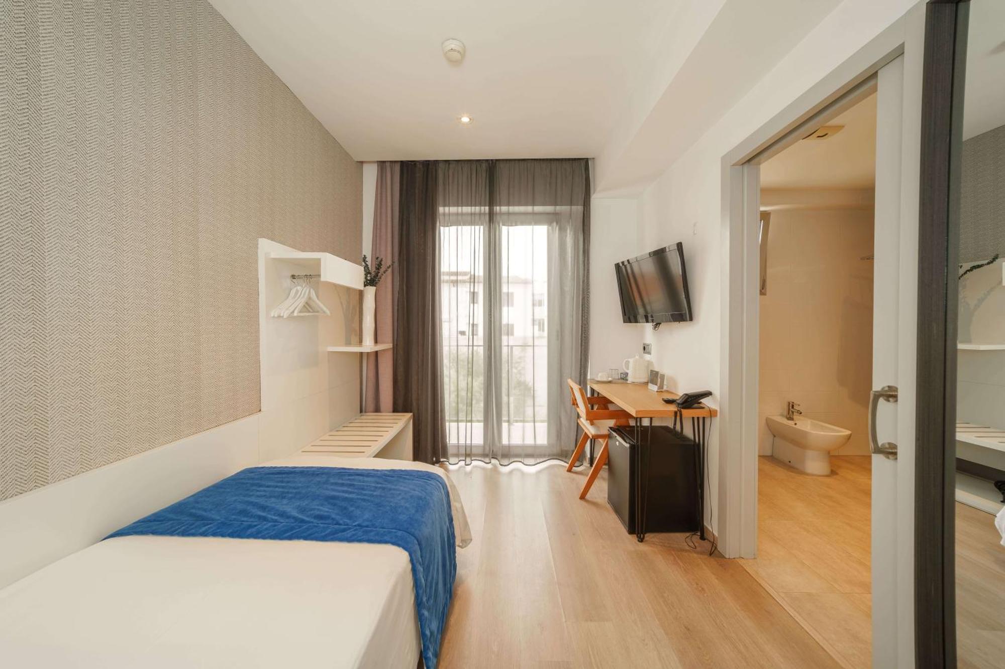 Mar Calma Hotel Порт де Пойенса Екстериор снимка